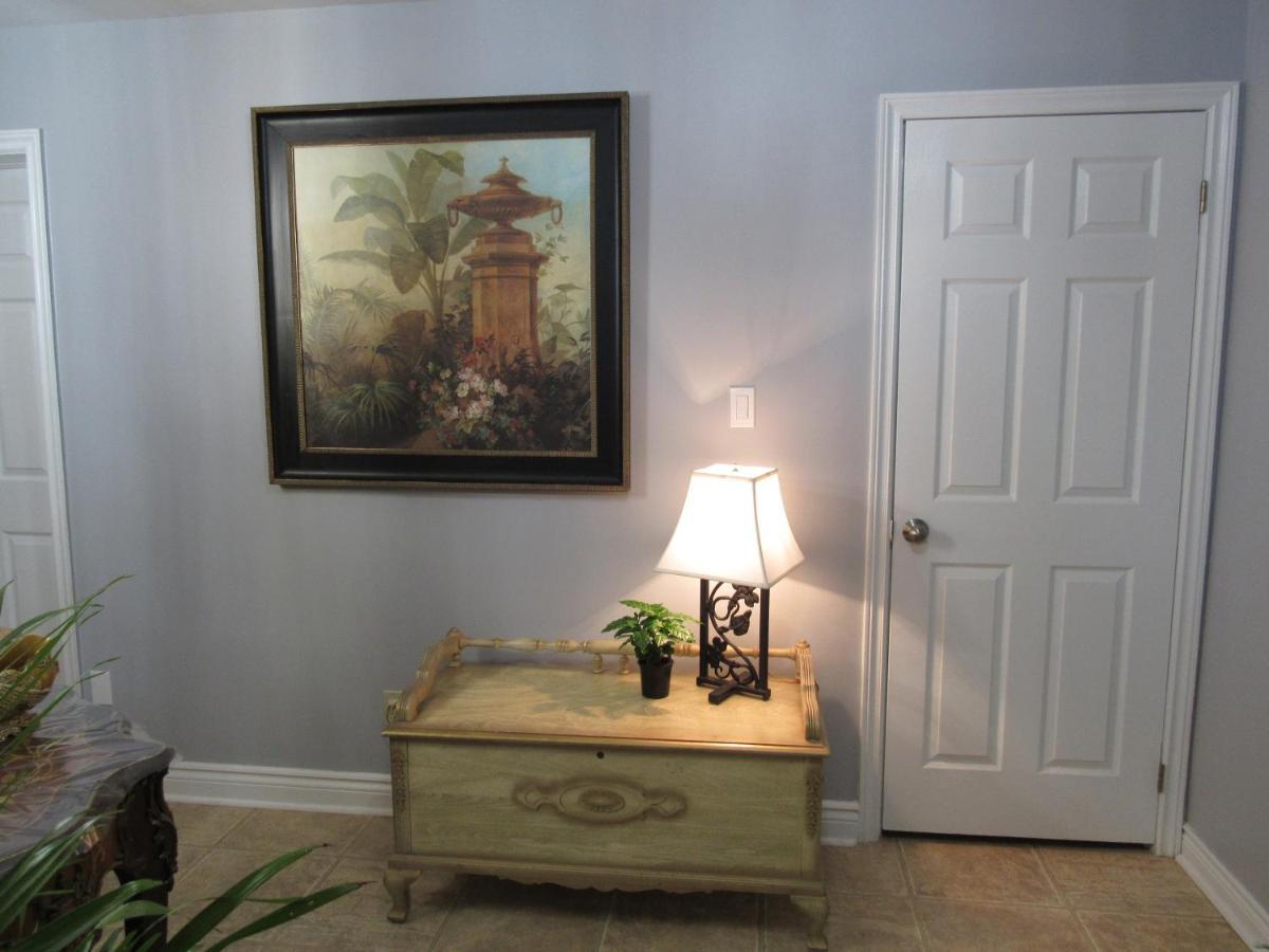 Luxury Suites At Military Trail Toronto Esterno foto